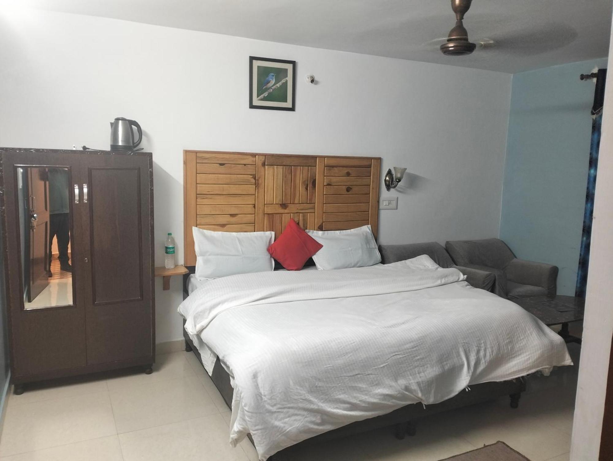 דרמסאלה Aman Inn מראה חיצוני תמונה
